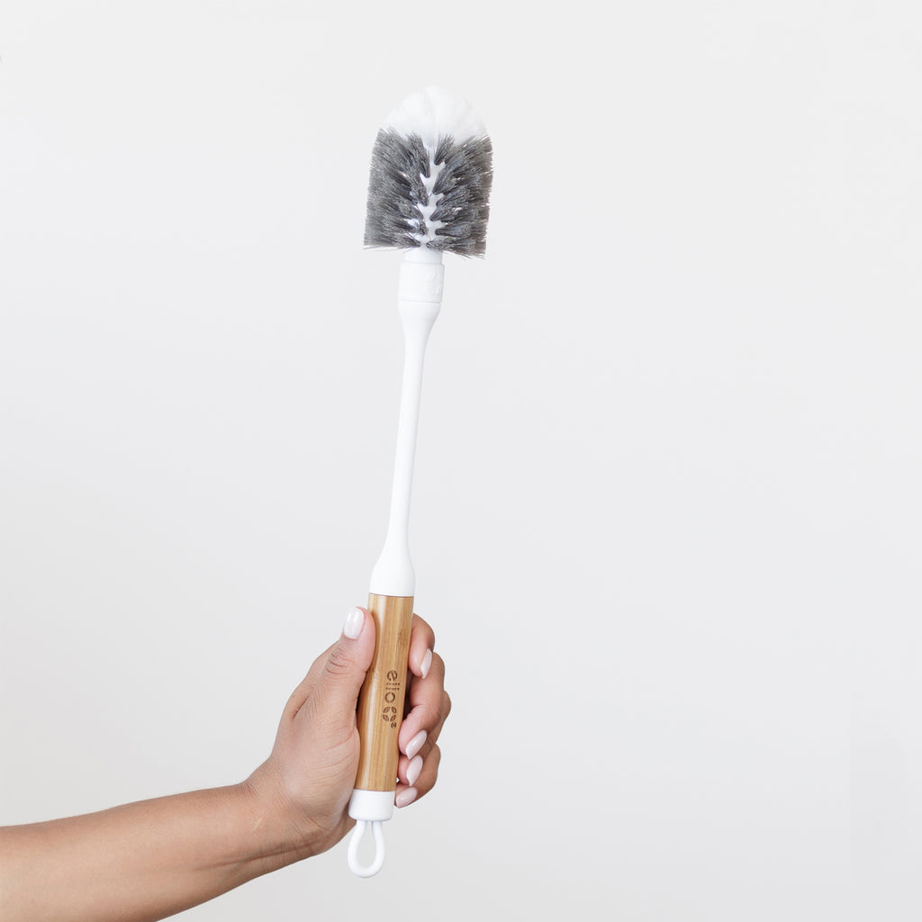 https://www.elloproducts.com/cdn/shop/products/ello_cleaning_brush_lifestyle_1024x1024.jpg?v=1626196602